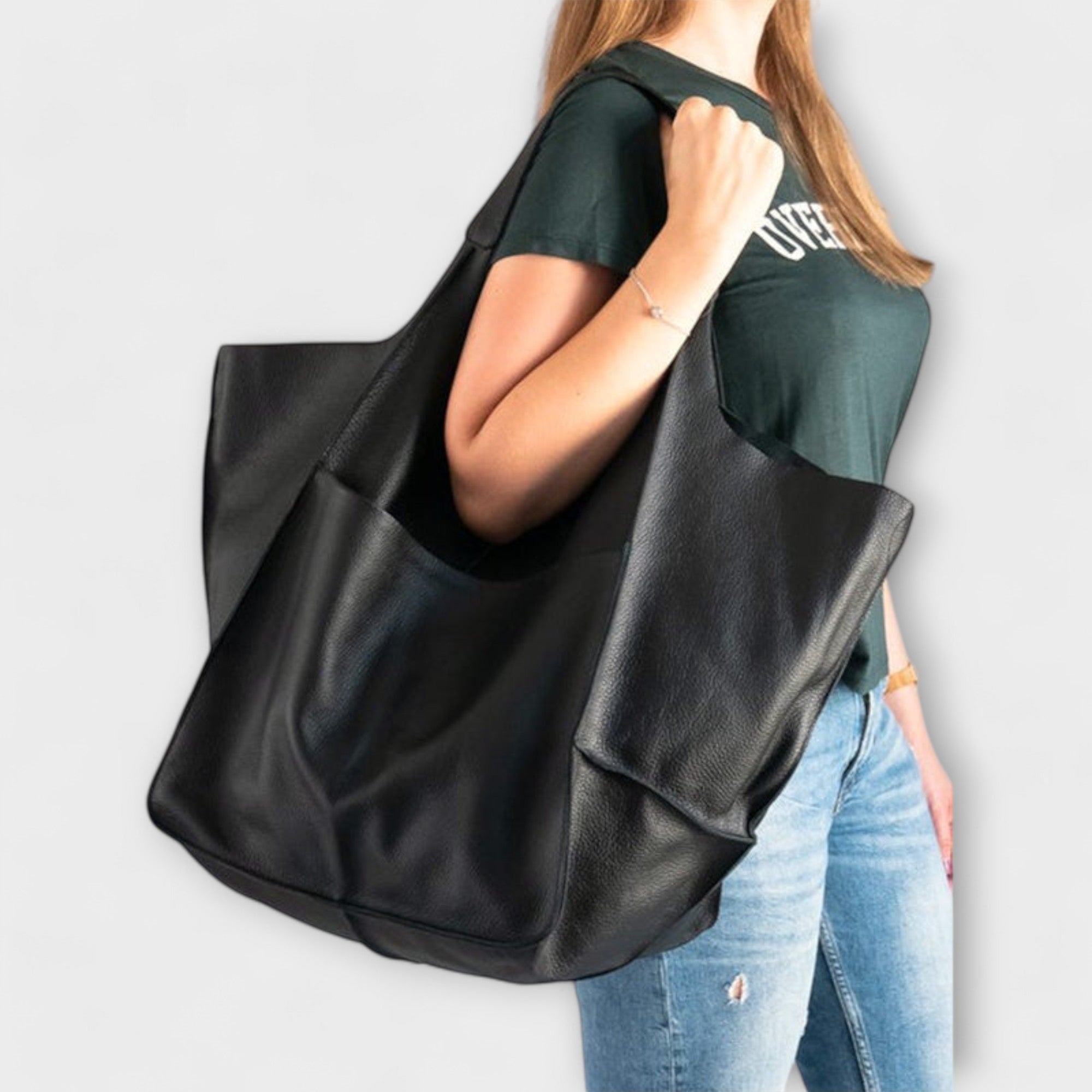 Olívia – Oversized Weekender Bag