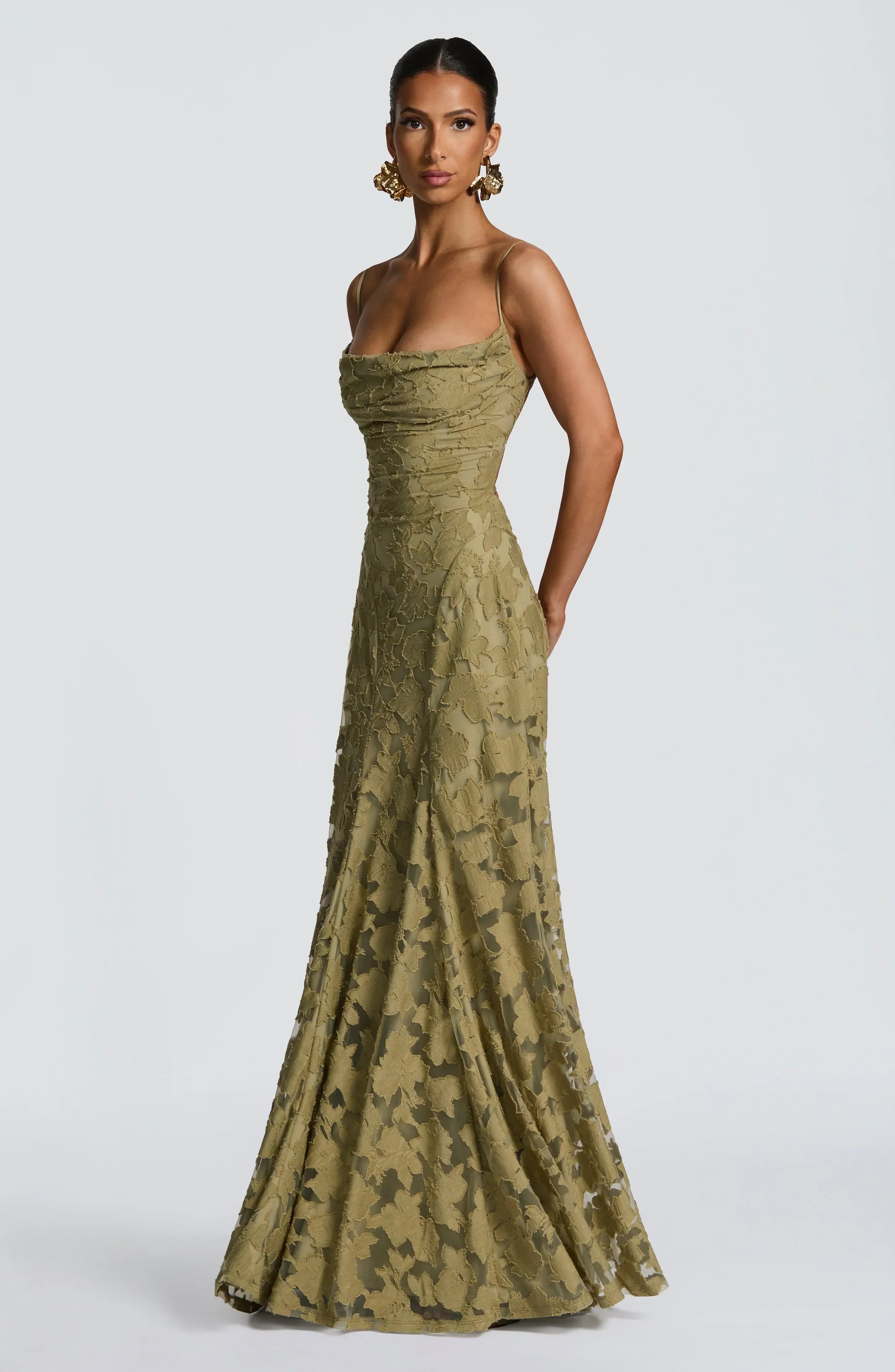 Calliope – Flowing Maxi Dress