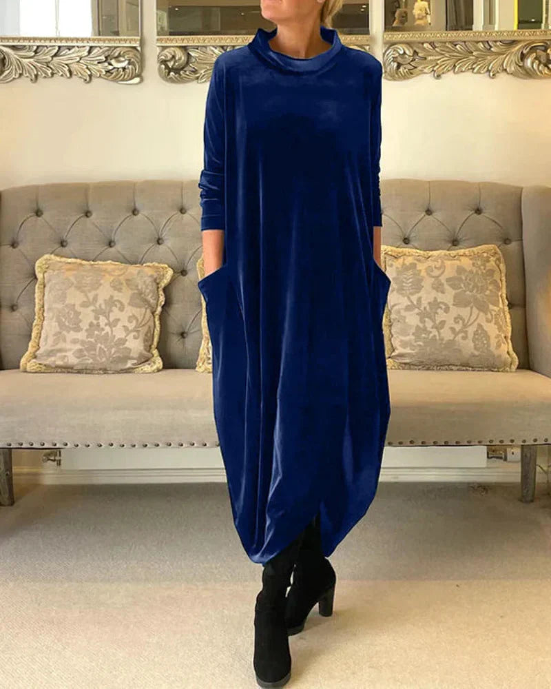 Etta – Elegant Velvety Winter Dress with Pockets