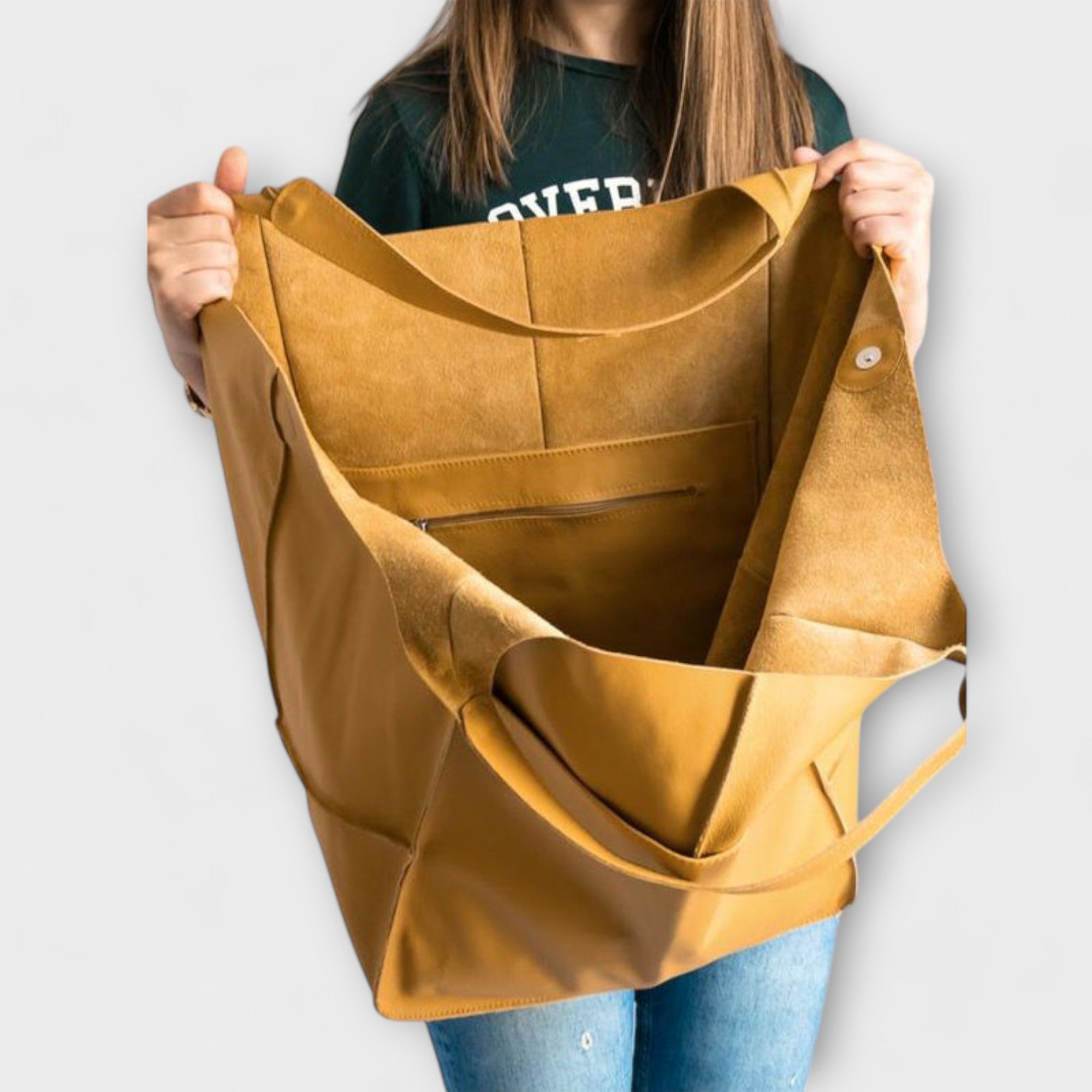 Olívia – Oversized Weekender Bag