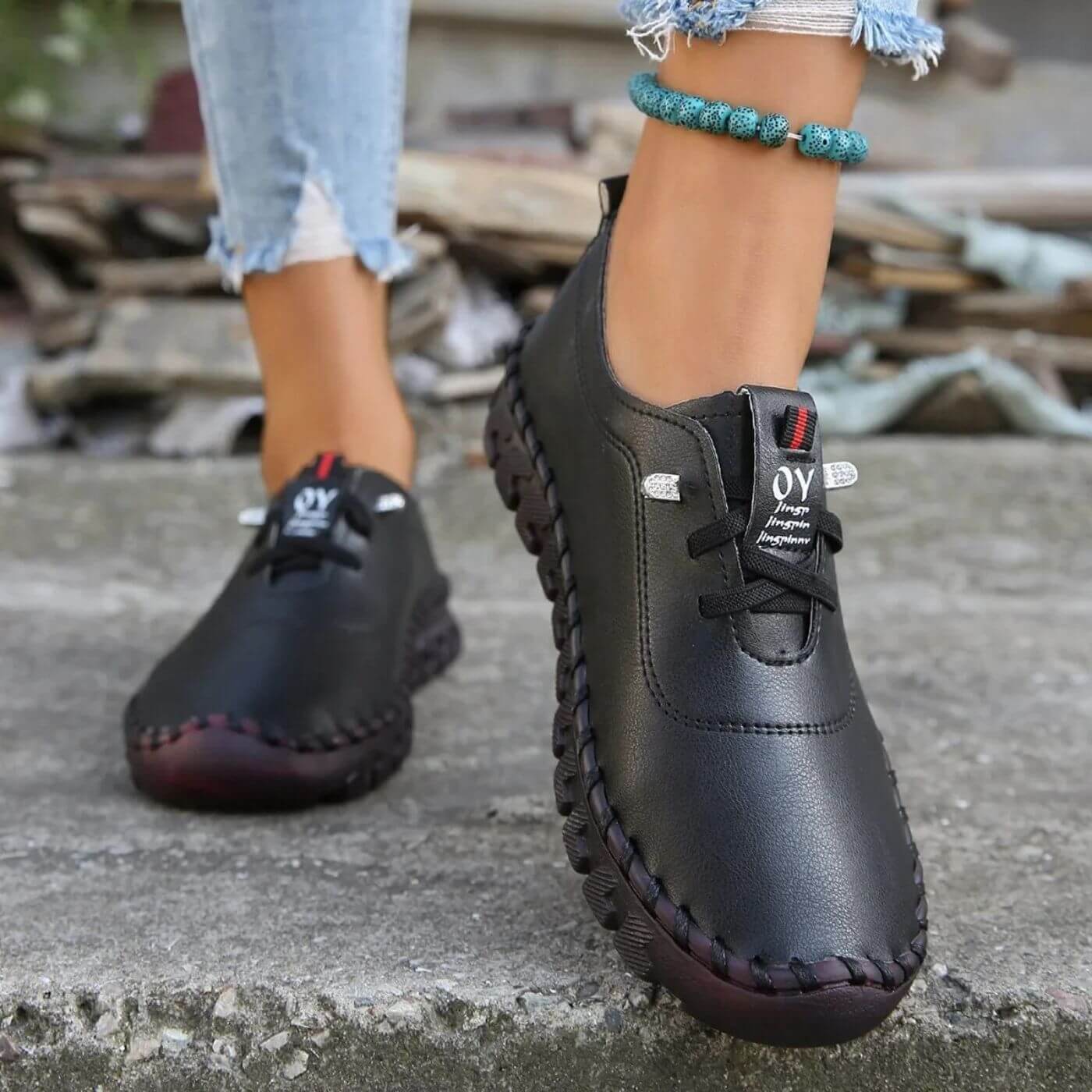 Daisy – Orthopaedic Sneakers for Everyday Comfort