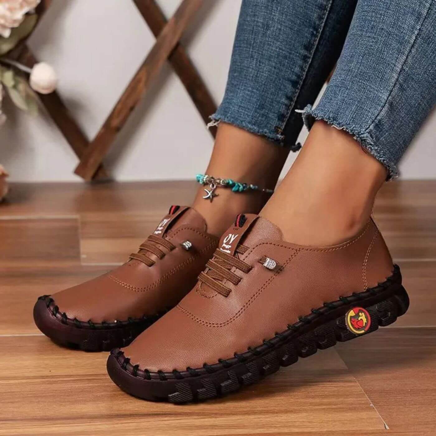 Daisy – Orthopaedic Sneakers for Everyday Comfort