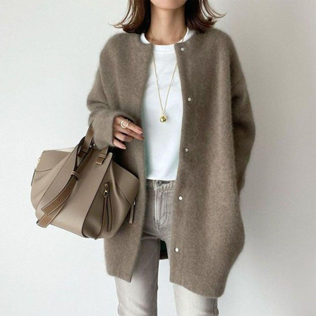 Charlotte | Elegant Cable Knit Cardigan