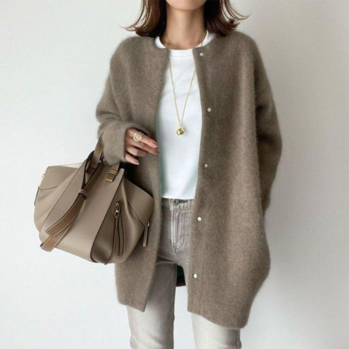 Charlotte | Elegant Cable Knit Cardigan