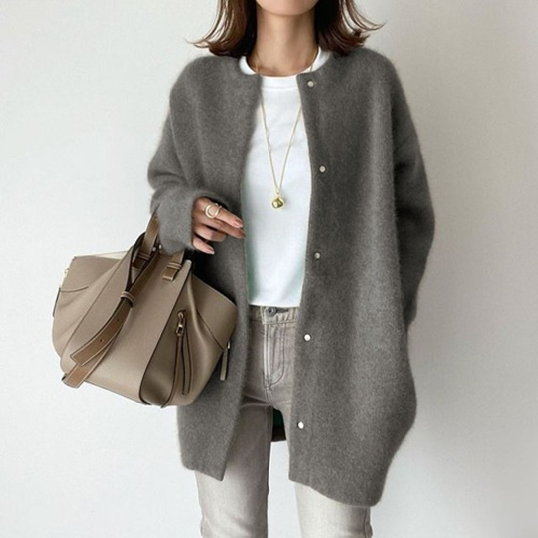 Charlotte | Elegant Cable Knit Cardigan