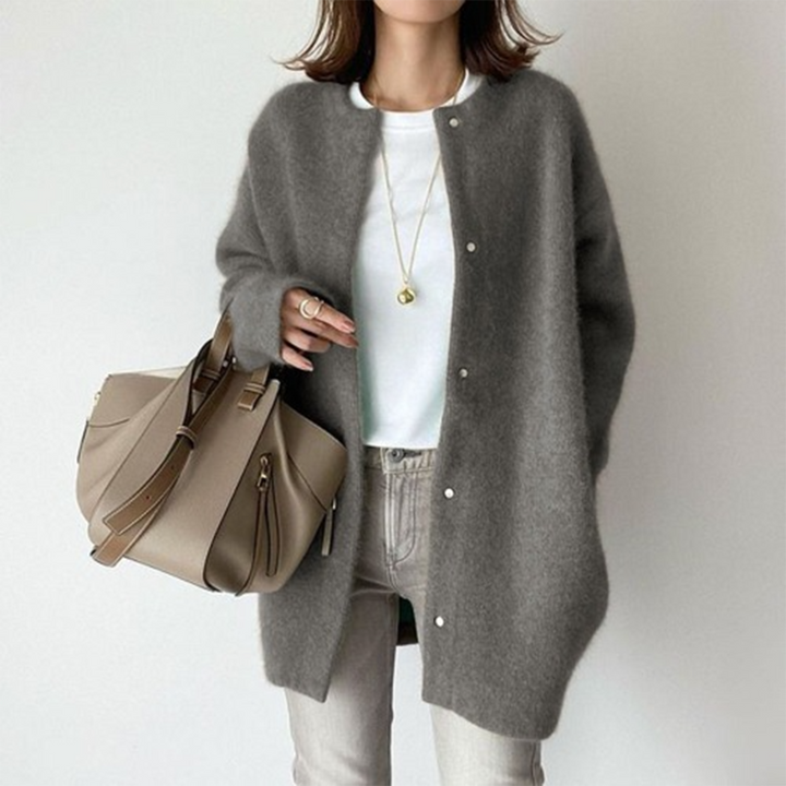 Charlotte | Elegant Cable Knit Cardigan