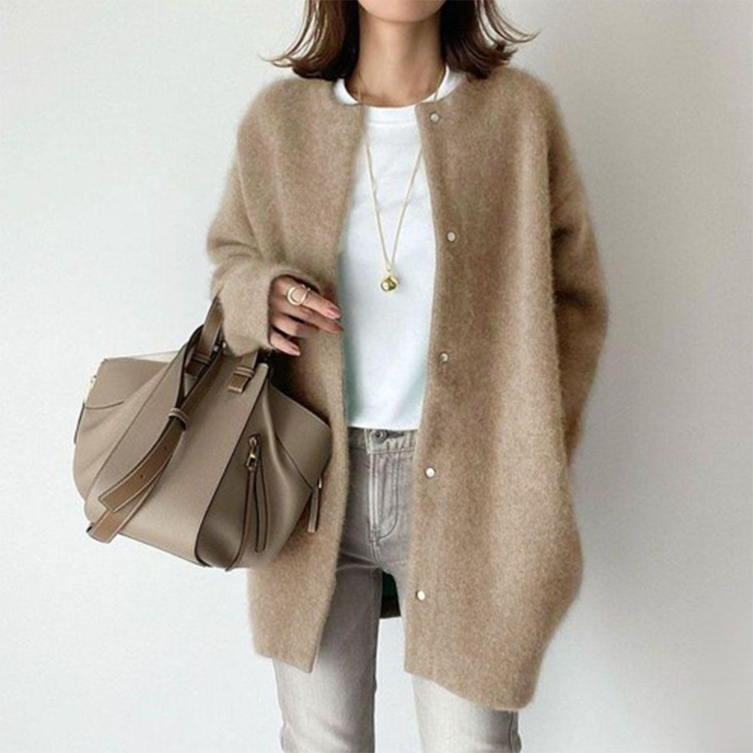 Charlotte | Elegant Cable Knit Cardigan