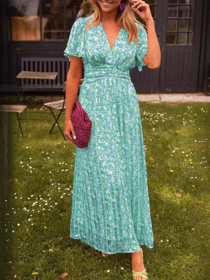 Elis – Long, flowy dress with floral print