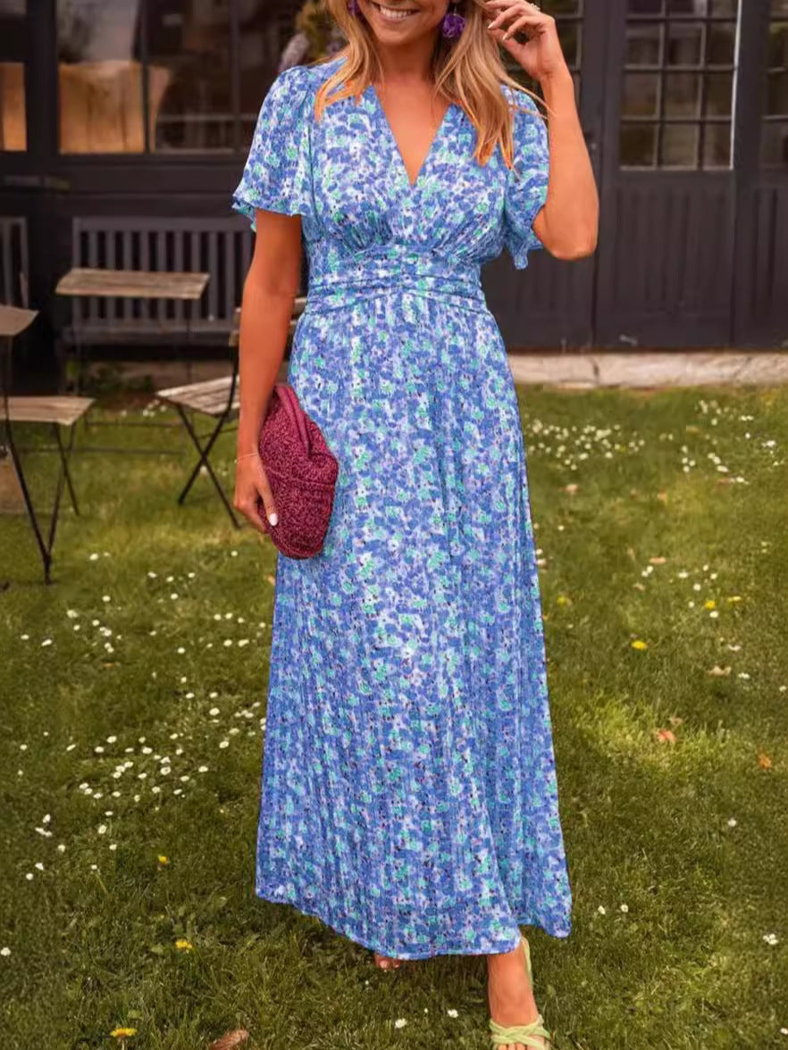 Elis – Long, flowy dress with floral print