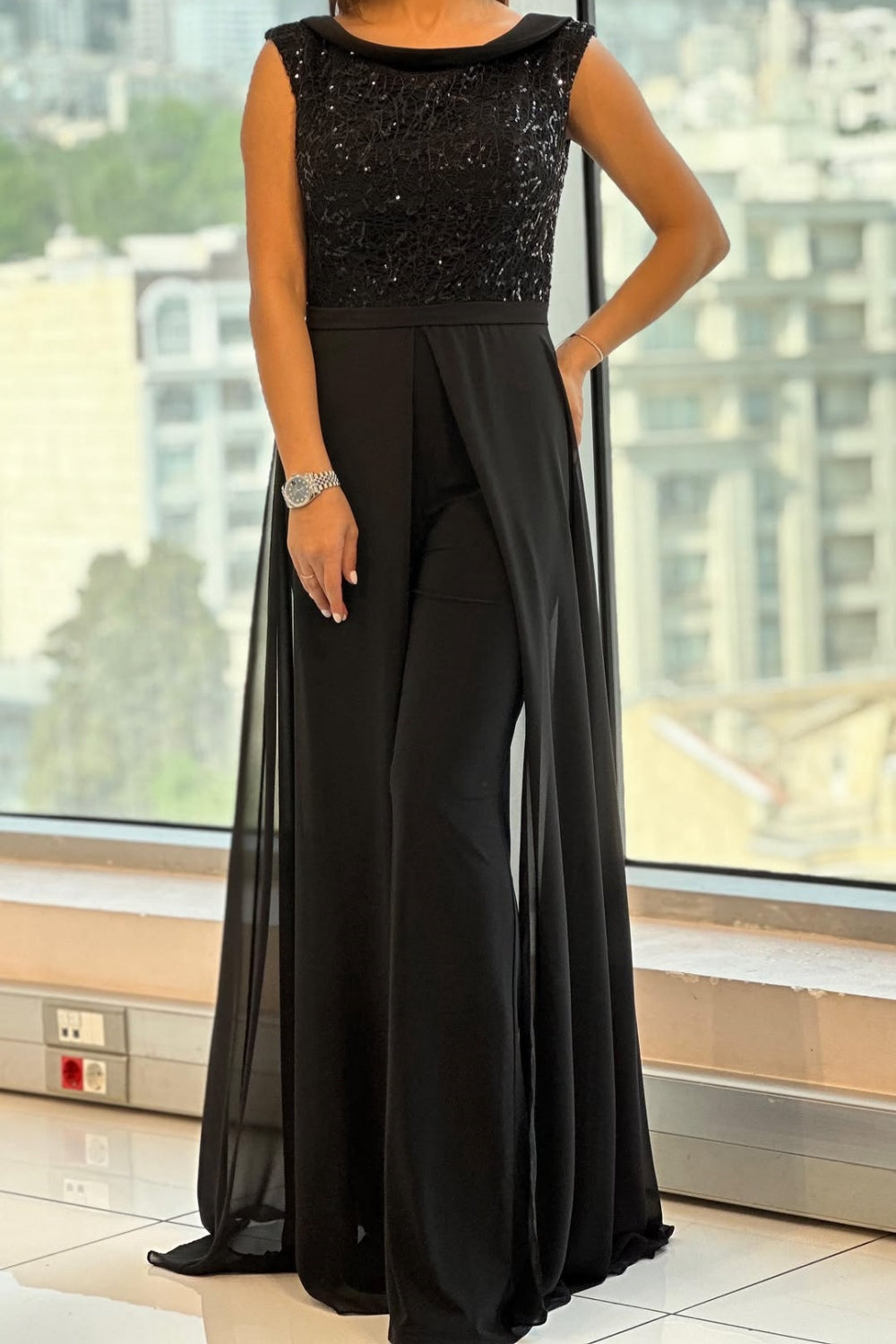 Avalon – Sleek Sleeveless Jumpsuit