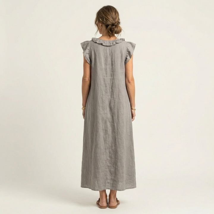 Patricia | Long dress with V-neck and frills