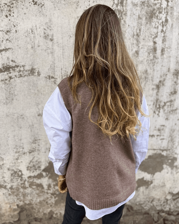 Grace | Elegant Sleeveless Knit Vest