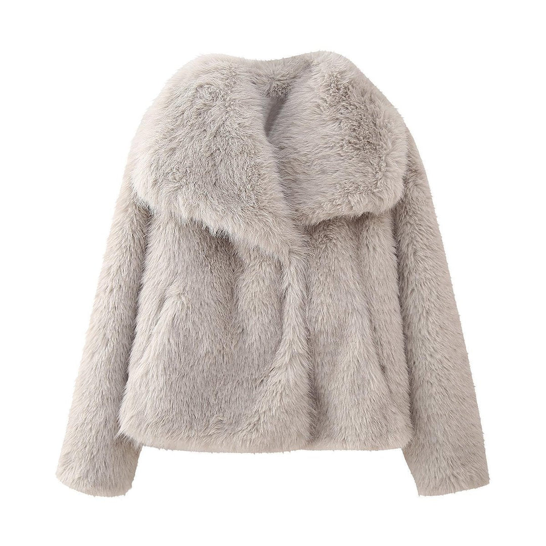 Millie | Elegant Cropped Black Faux Coat