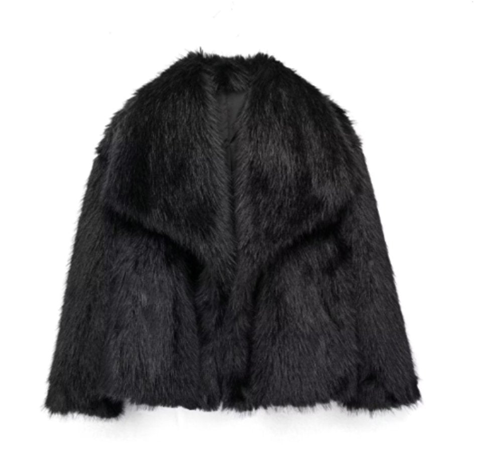 Millie | Elegant Cropped Black Faux Coat
