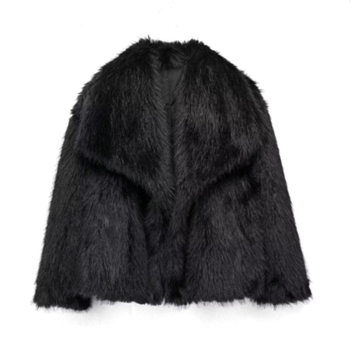 Millie | Elegant Cropped Black Faux Coat