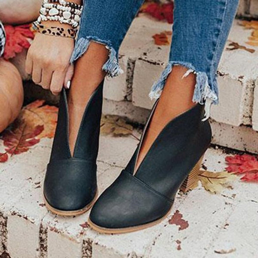 Matilda | Pointed Toe Block Heel Boots